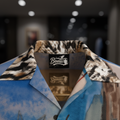 Porto di Sogni — Collar & Label Detail